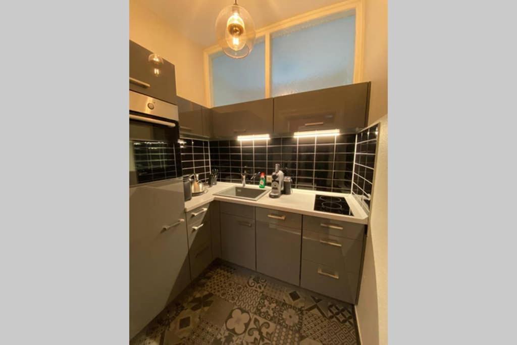 Apartamento Perfekter Altbaucharme In Zentraler Lage ! Kiel Exterior foto
